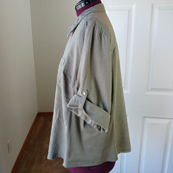 Cathy Woman Khaki Green Blouse 3X button front roll tab sleeves repaired linen - Picture 2 of 14